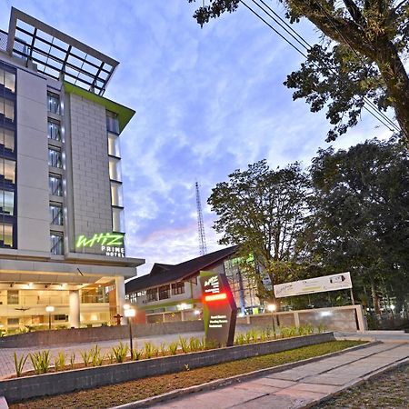 Whiz Prime Hotel Khatib Sulaiman Padang Luaran gambar