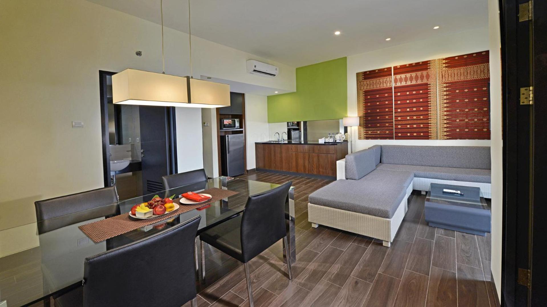 Whiz Prime Hotel Khatib Sulaiman Padang Luaran gambar
